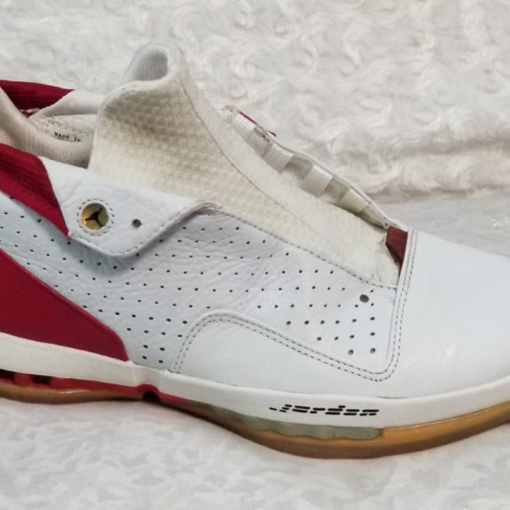 Air Jordan 16 Low Retro